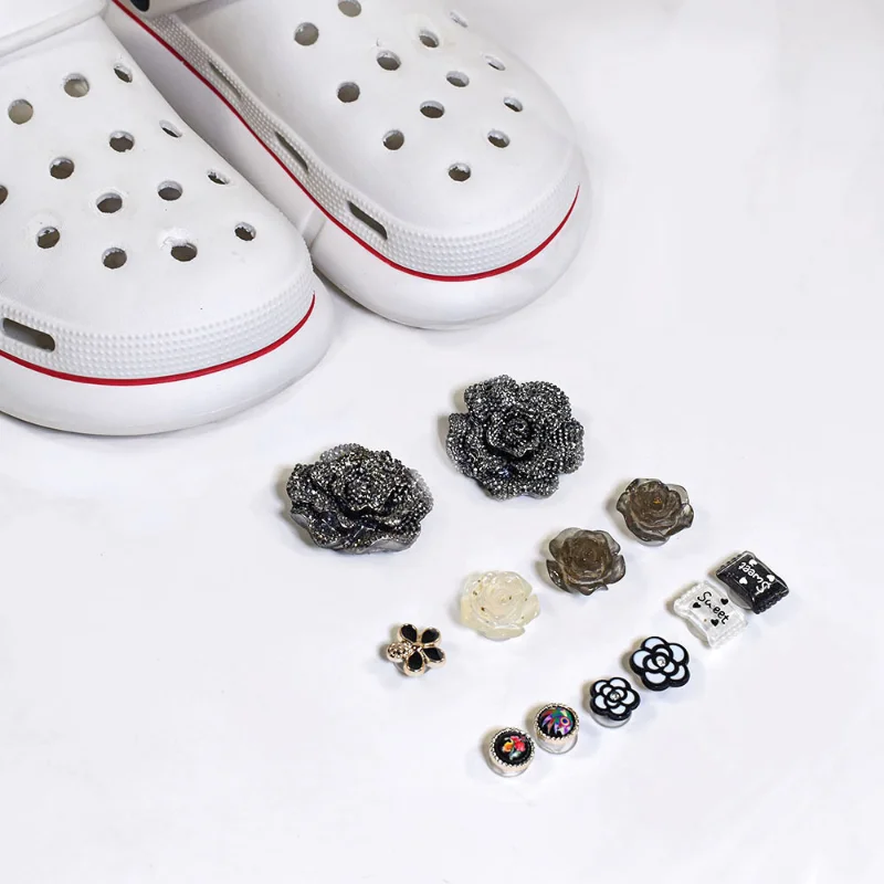 

10 PCS/lot Shoe Charms Decoration Buckle Pins Alloy Camellia Rose Flash Drill Pins DIY Combiation for croc Friend Gift