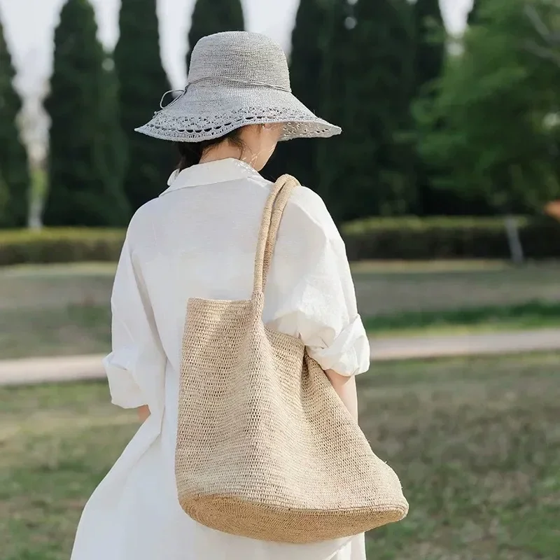Premium raffia woven tote bag for women large capacity single shoulder straw handbag versatile summer accessory view 4