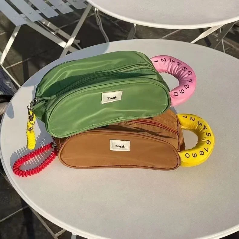 Tani. Borsa portaoggetti Hadou Callme borsa per Hotdog borsa per trucco in Nylon impermeabile di grande capacità