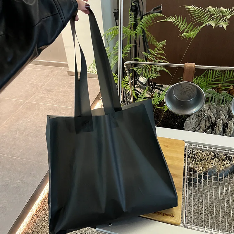 StoBag 50pcs Wholesale Frosted Black Woman\'s Shopping Tote Bags Clothing Gift Packaging Fashion Portable Custom Logo(Extra Fee)