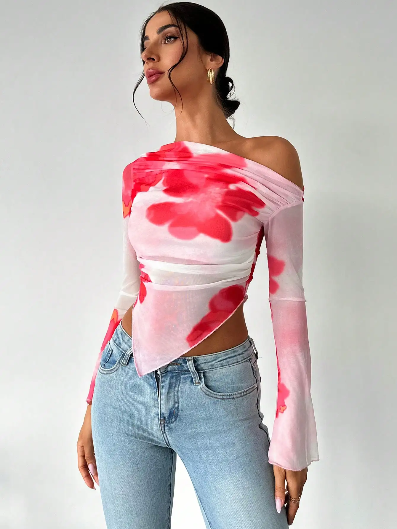 Sweet Spice Personality Style Mesh Print Diagonal Shoulder Long Sleeve Top Irregular Off-the-shoulder Short Top for Women