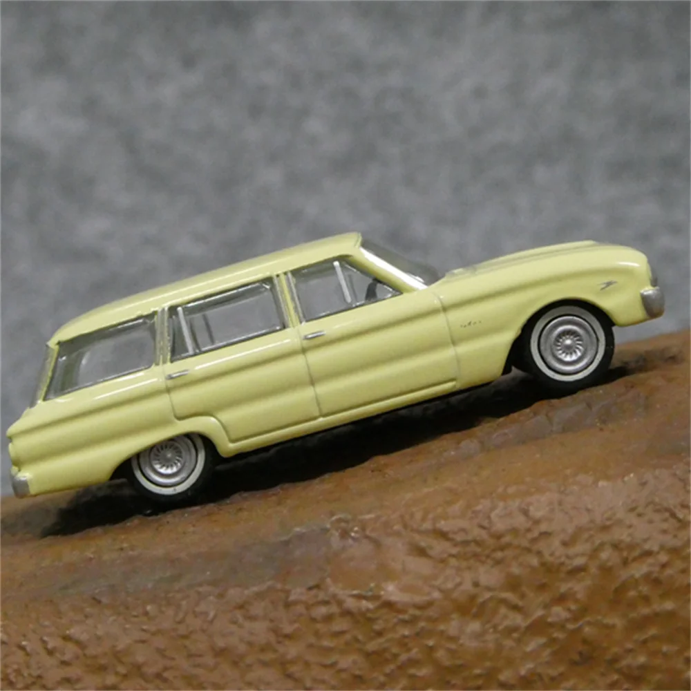 1/87 HO Scale Alloy Car Model 1962 XL Wagon Car Model Train Scene Miniature Collection Sand Table Landscape