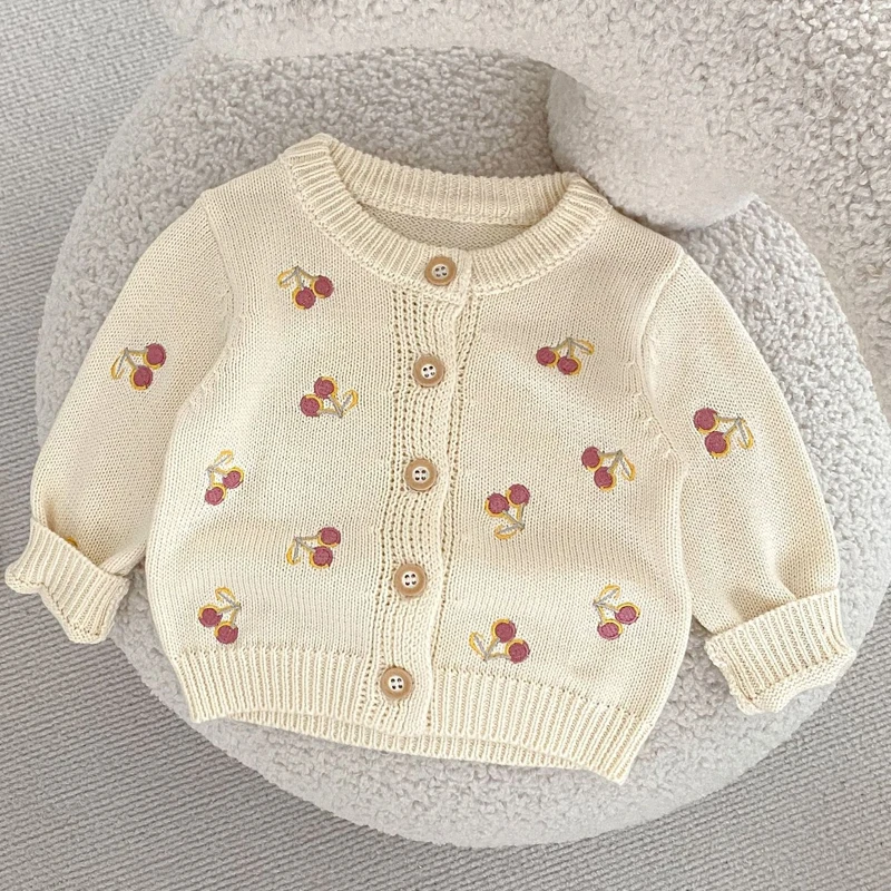 New autumn baby clothing, 0-3 year old female baby, knitted sweater jacket, cherry embroidered knitted long sleeved jacket