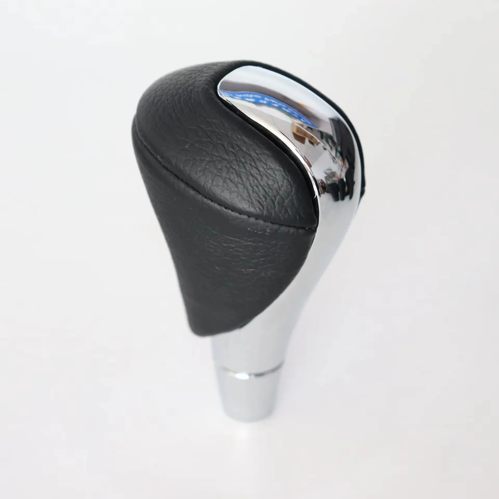 

Gear Shift Knob Automatic For Lexus GS350 GS450h GS460 LS460 LS600h RX350 RX450h ES350 IS250 2008 2009 2010 2011 Car Styling