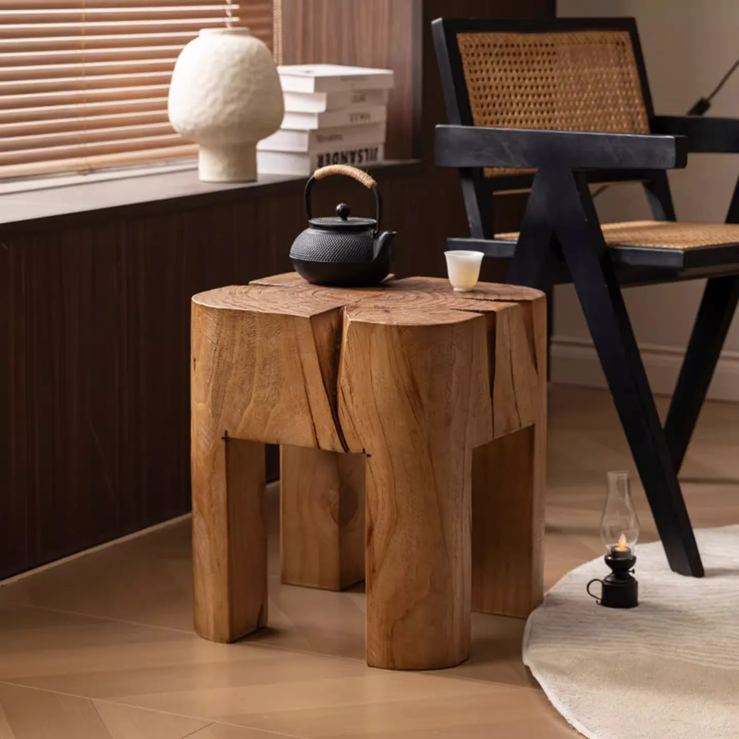 LMM, medieval solid wood pier small coffee table B & B leisure table retro old side table
