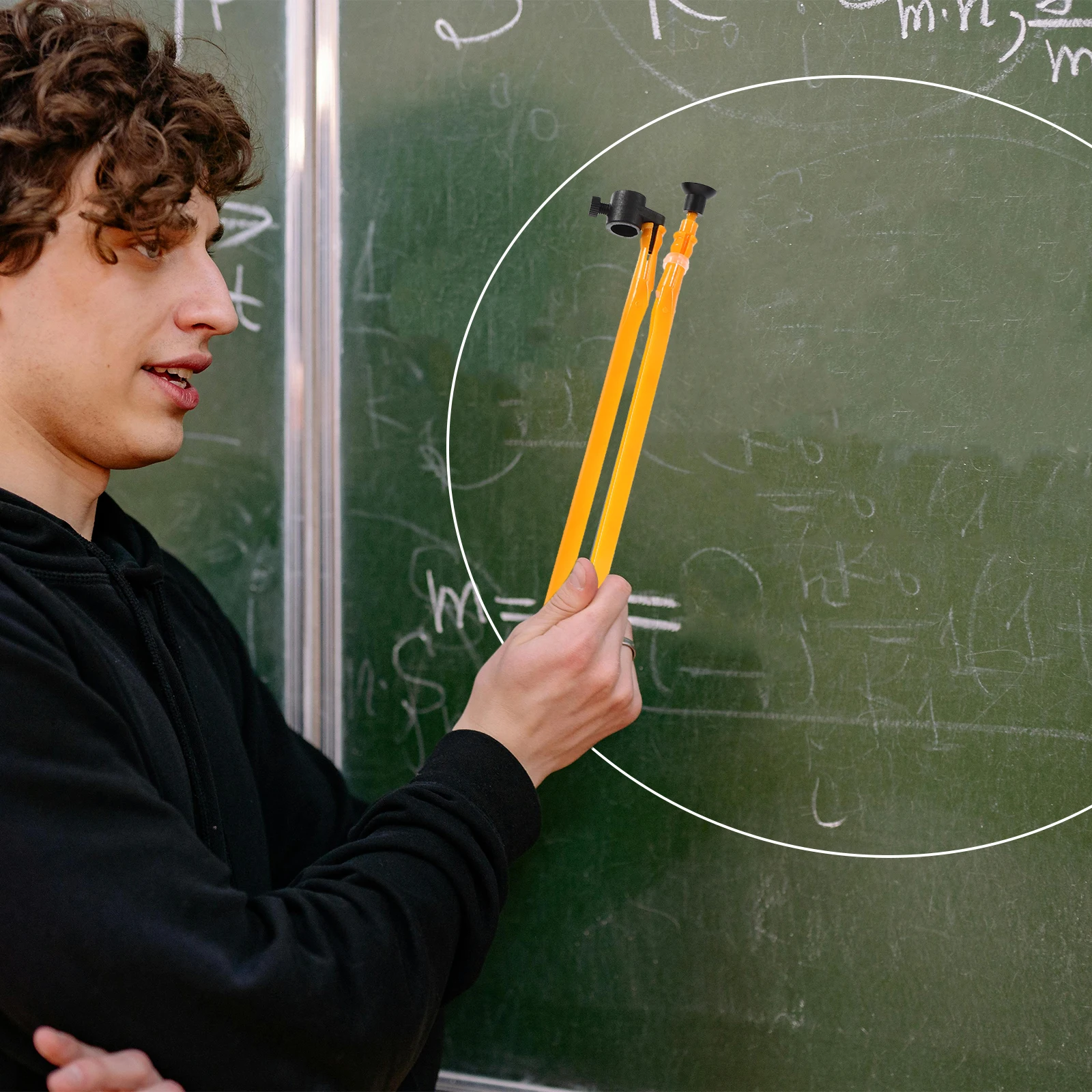 1 قطعة بوصلة تعليمية كبيرة أداة رسم بلاستيكية مستلزمات مدرسية هندسية تصميم قابل للتعديل مثالي للاستخدام المكتبي