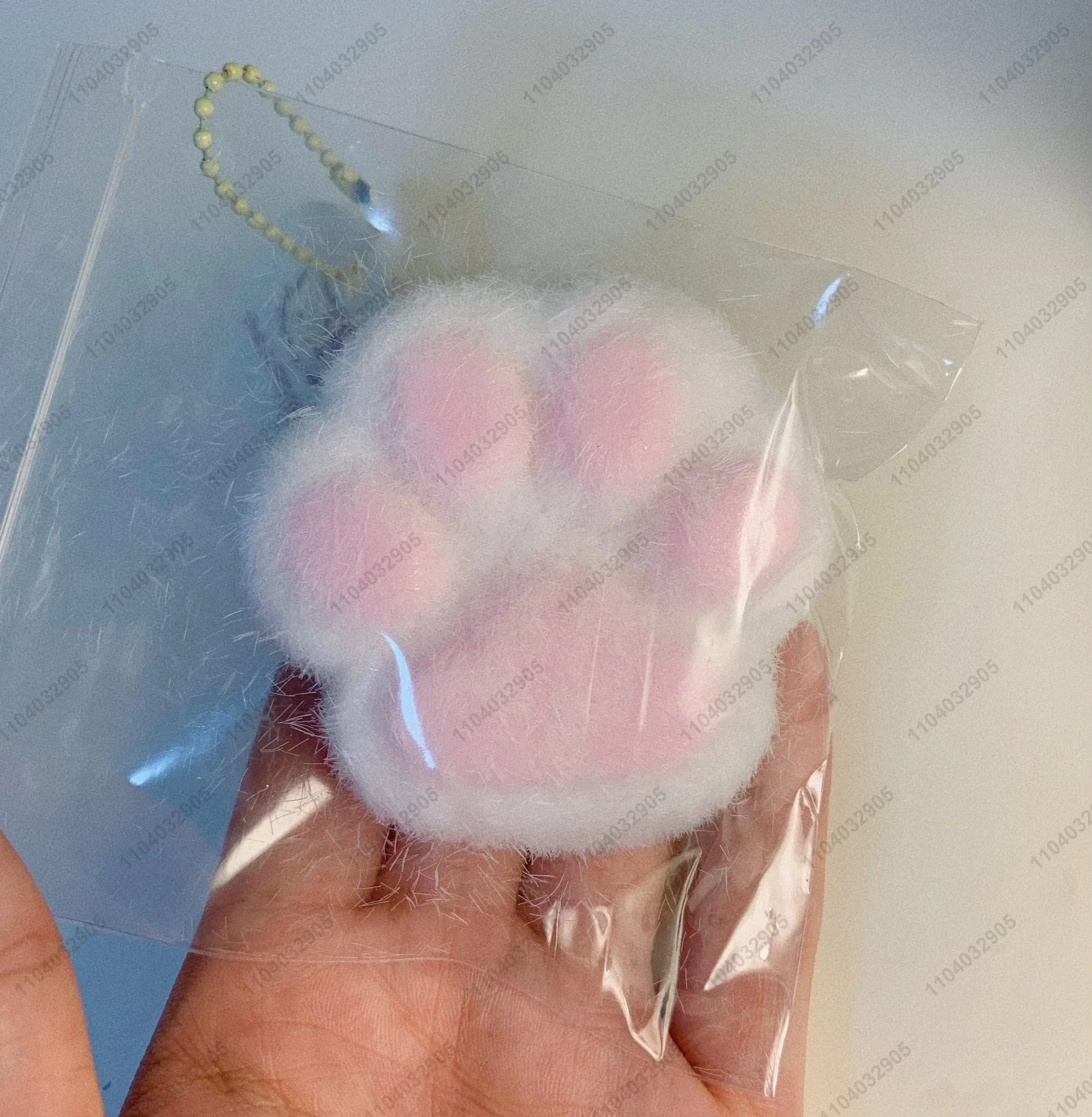 Small Cat Paw Taba Squishy Silicone 50g Fuzzy Cat Foot Marshmallow Cat Paw Squeeze Toy Mochi Toy Stress Release Hand Relax