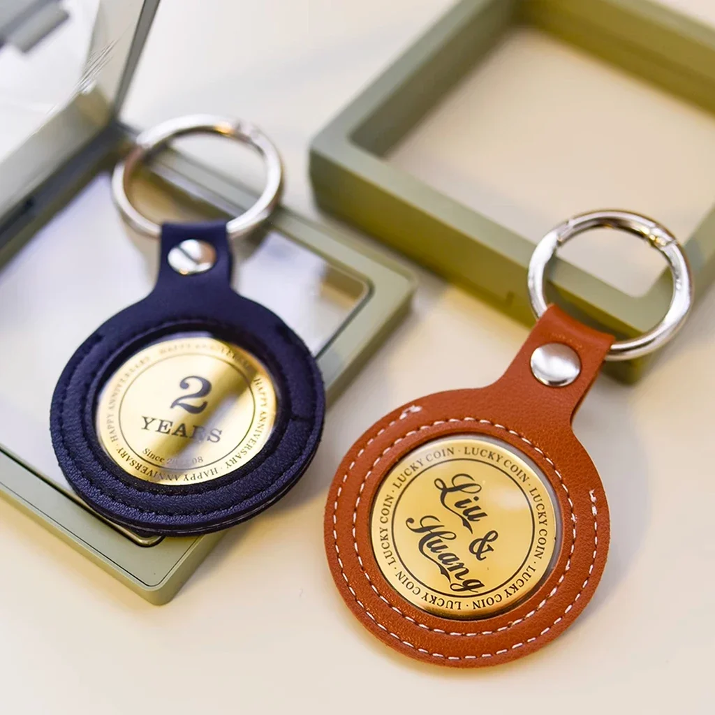 PU Leather Coin Holder Keychain keyring with Double Sides Display for Challenge Coin Sobriety Recovery Chip Affirmation Token