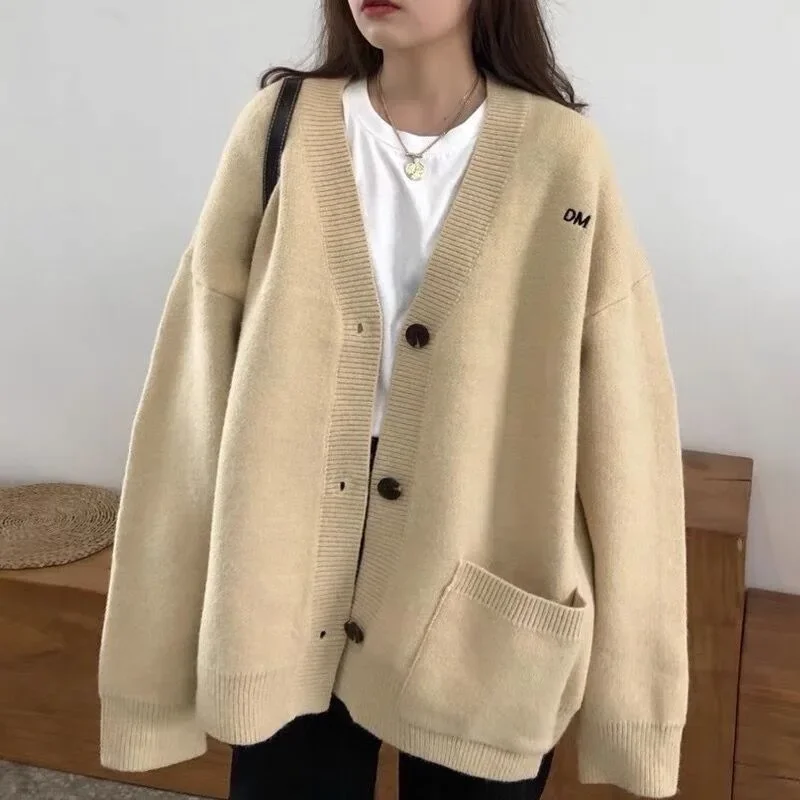 Korean Version of The New Solid Color Embroidery Student Casual V-neck Lazy Knit Cardigan Coat for Women's Autumn and Winter