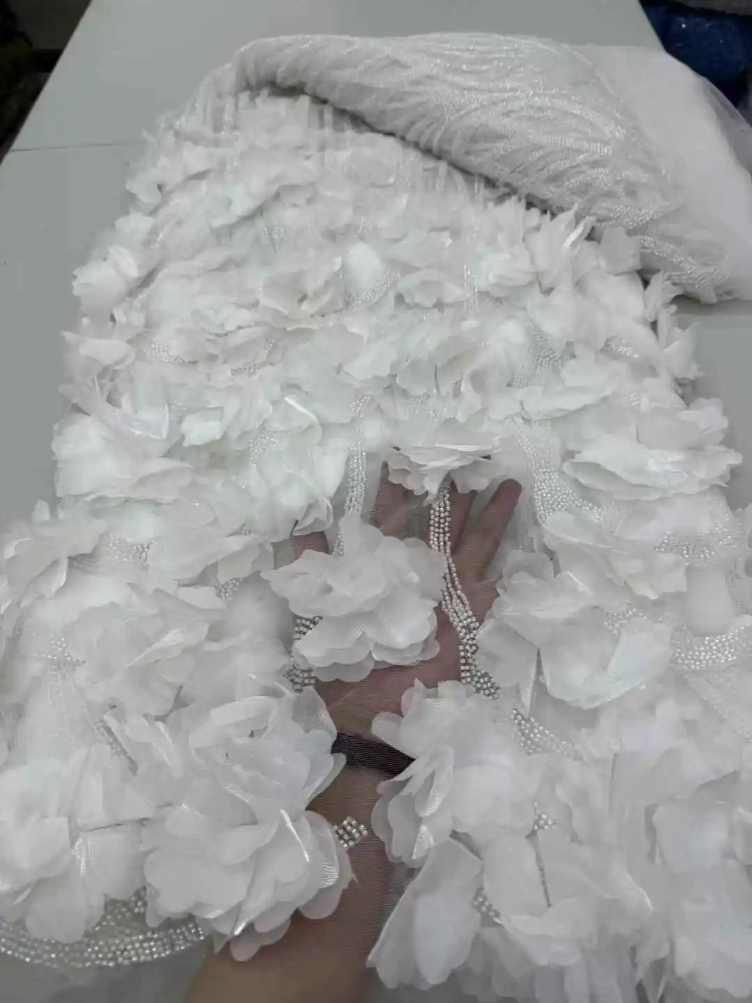 قماش دانتيل زهور أفريقي فاخر ثلاثي الأبعاد 2025 تطريز عالي الجودة قماش دانتيل ترتر فرنسي لحفلات الزفاف النيجيرية