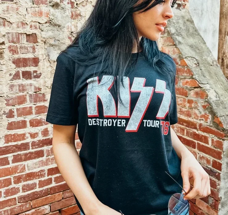 Kiss Band Vintage Destroyer Tour 76 Band Rock and Roll Gifts for Music T-shirt