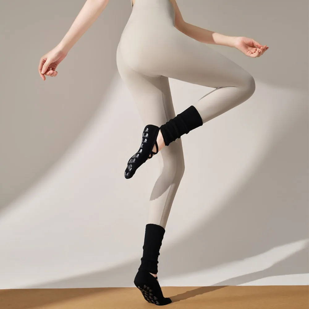 New Cotton Pilates Socks Breathable Harajuku Street Yoga Socks Sweat-absorbent Non-Slip Grip Strappy Grip Sock