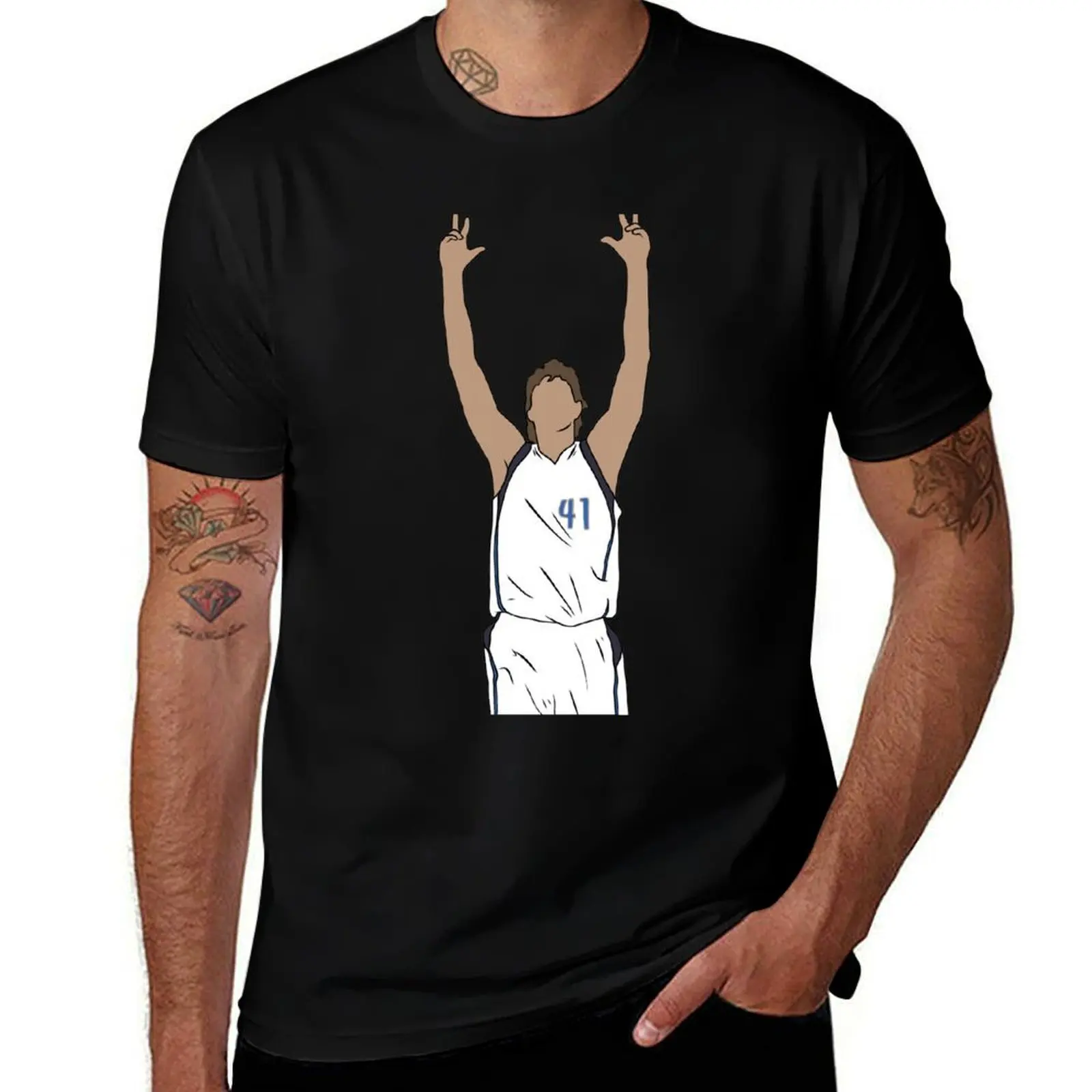 

Dirk Nowitzki Three Pointer Celebration T-Shirt man graphic t shirt man t shirts cotton T-Shirt