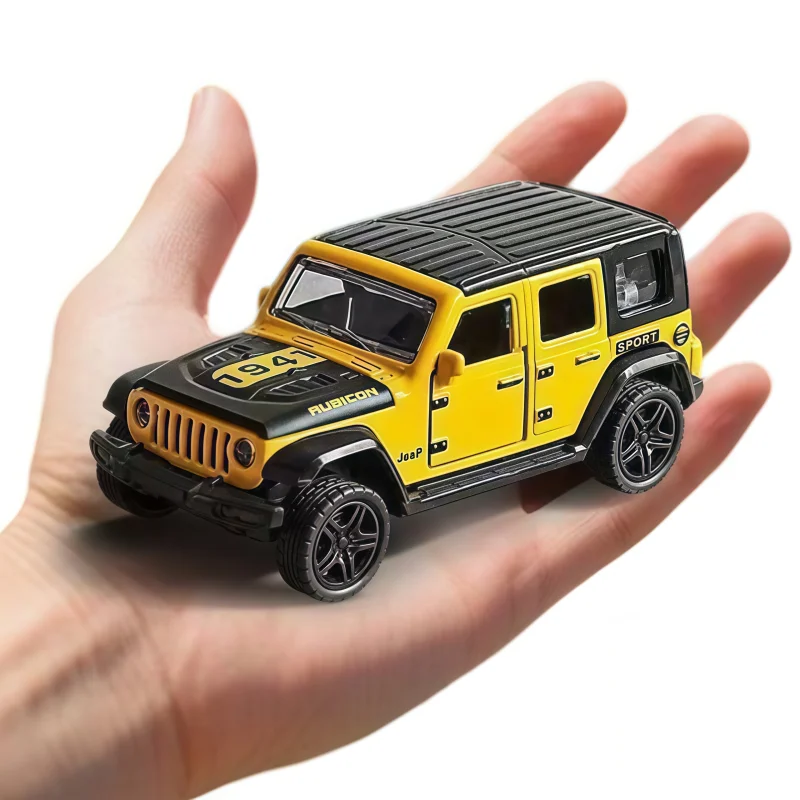 1/36 Alloy Off-Road SUV Model, Pull-Back Die-Casting Car with Multiple Removable Doors, Simulated Vehicle desktop Collectible De