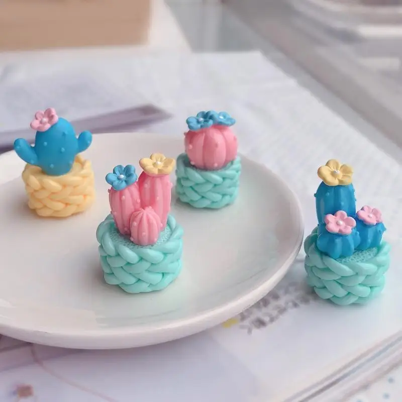 4Pcs Mini Resin Cactus Figurines Cute Cartoon Artificial Plant Ornament Home Office Tabletop Micro Landscape Decor No Break