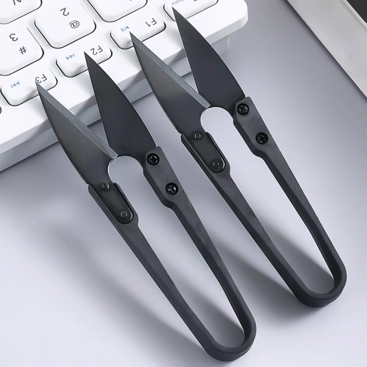 Stainless Steel U-shaped Elastic Scissor Black Carbon Steel Clothing Needle Thread Sewing U Thread Scissors for Fabric