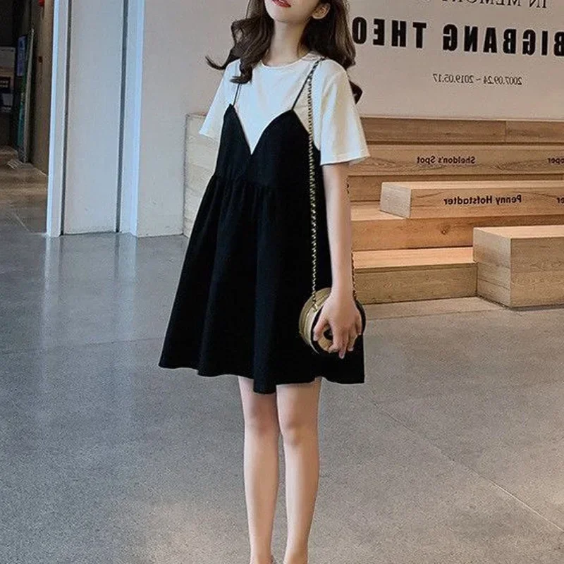 Robe décontractée plissée à col rond pour femme, t-shirt assressenti, manches courtes, faux deux pièces, écharpe, rue haute, été, nouveau, 2025