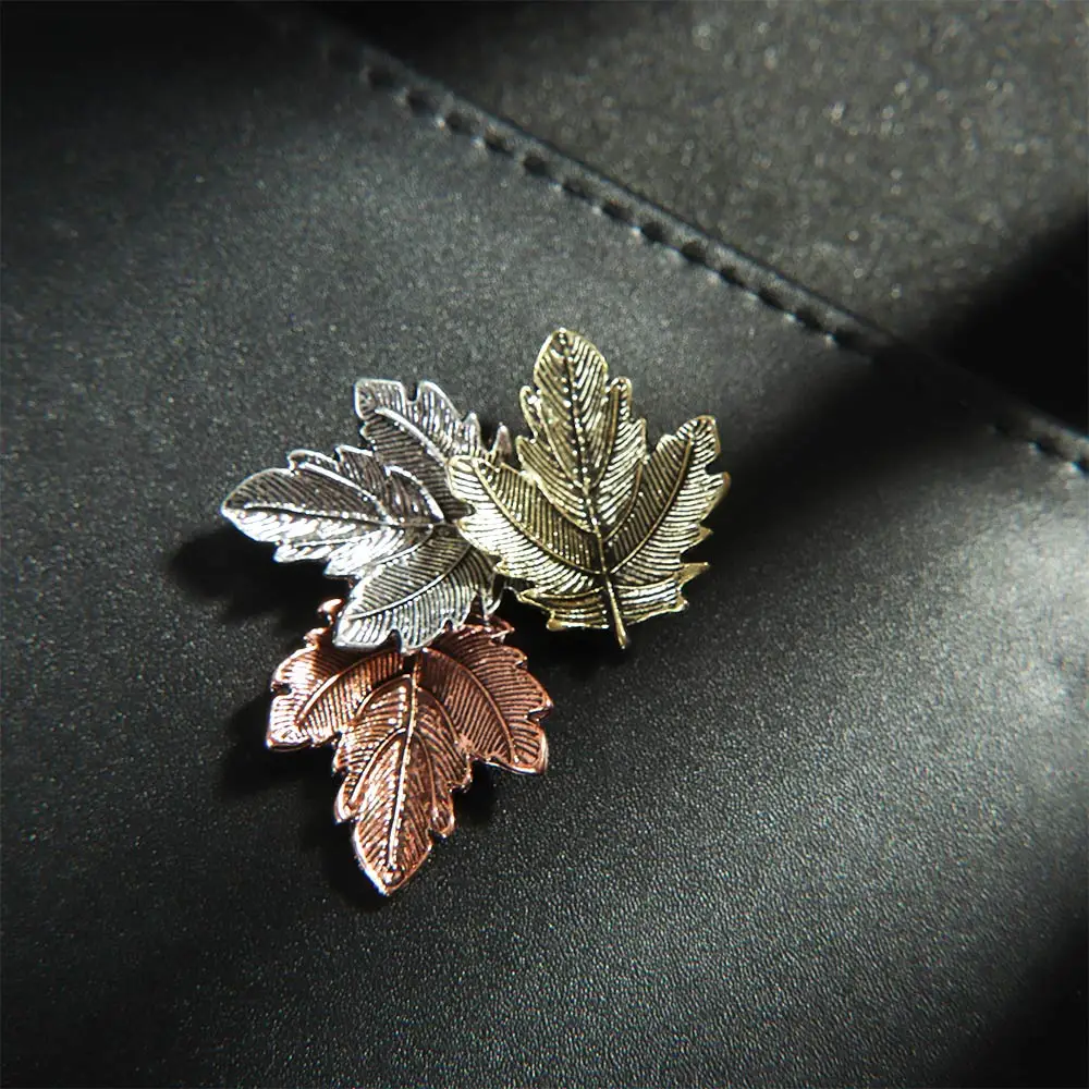 Vintage Maple Leaf Brooches Metal Women Girls Charm Exquisite Collar Lapel Brooch Pins Fashion Jewelry Party Garment Accessories