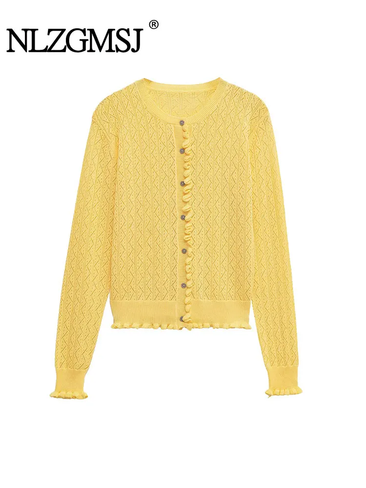 

Осень 2025 г., повседневный шикарный женский свитер, однотонный вязаный воротник с рюшами и длинными рукавами, новые модные праздничные свитера