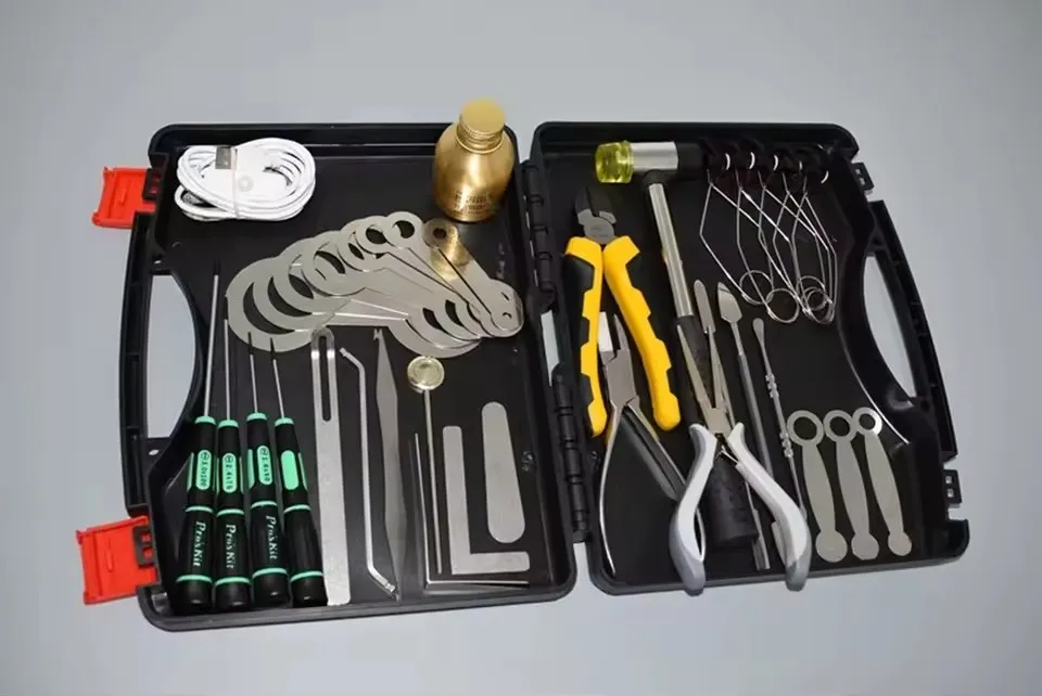 

1set Woodwind Instrument Repair Kit for Saxophone Flute Clarinet - Comprehensive Set Musical Instrument Maintenance Tools