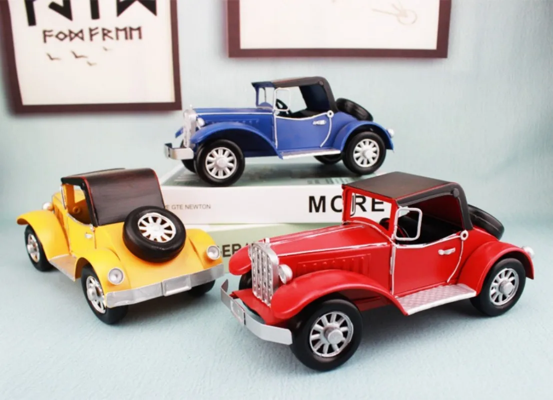 

Classic Cars Model Decorative Retro Desktop Ornament Vintage Decor Collectible Vehicles for Table Centerpiece Home Bar