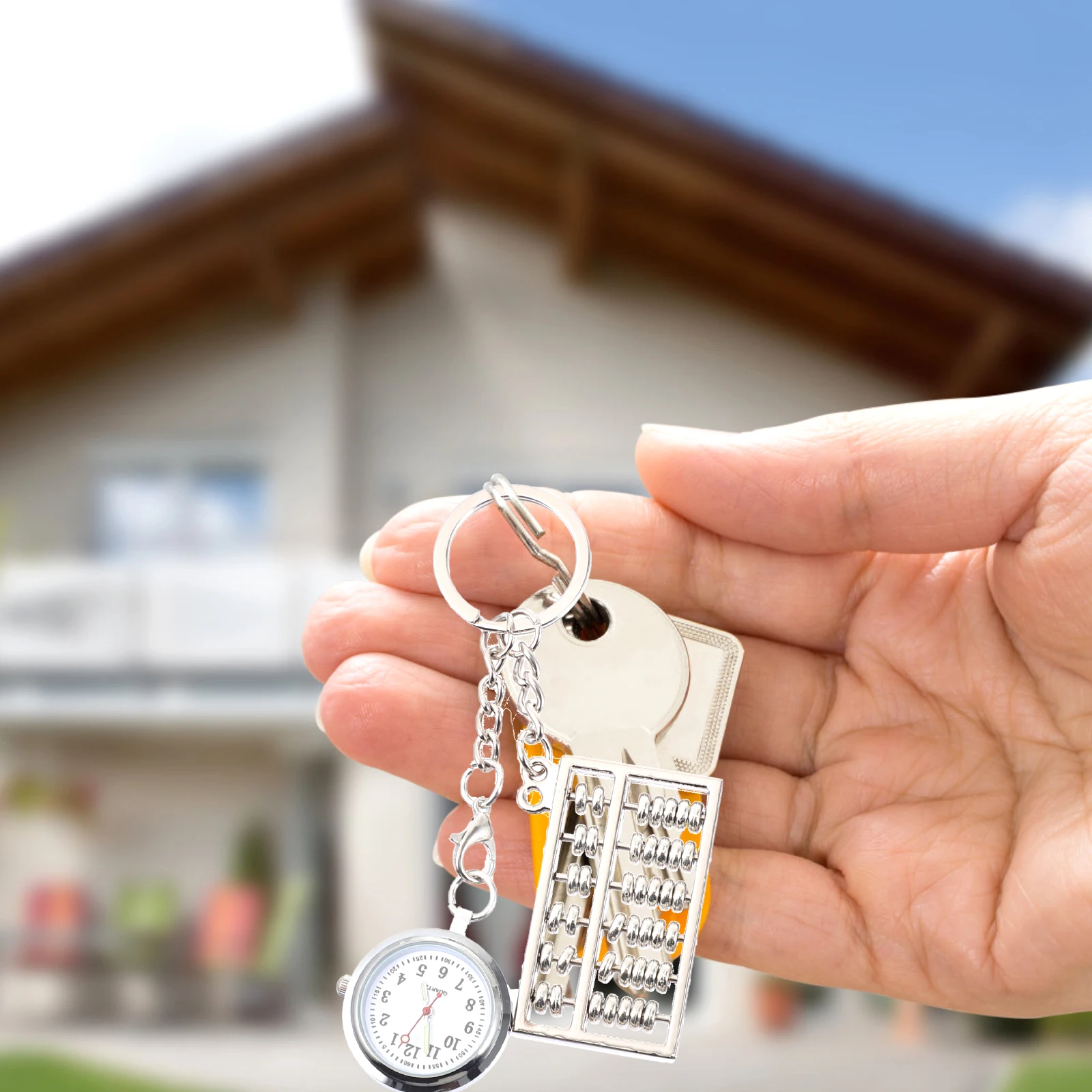 

Vintage Keychain Pendant Metal Gold Silver Keyring for Family Friends Accurate Time Simple Operation Stable Performance Pendant