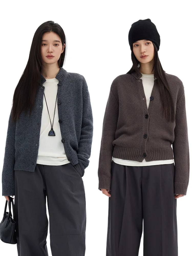 

Vintage style thick stick needle flipped fold small stand-up collar horn buckle jacket-style wool cardigan