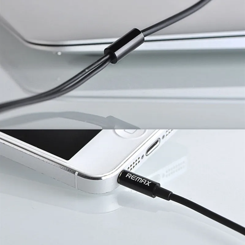 Remax intrauditivos-auriculares con micrófono para teléfonos móviles, audífonos con cable de bajos de 303mm, AUDIO clásico, RM 3,5