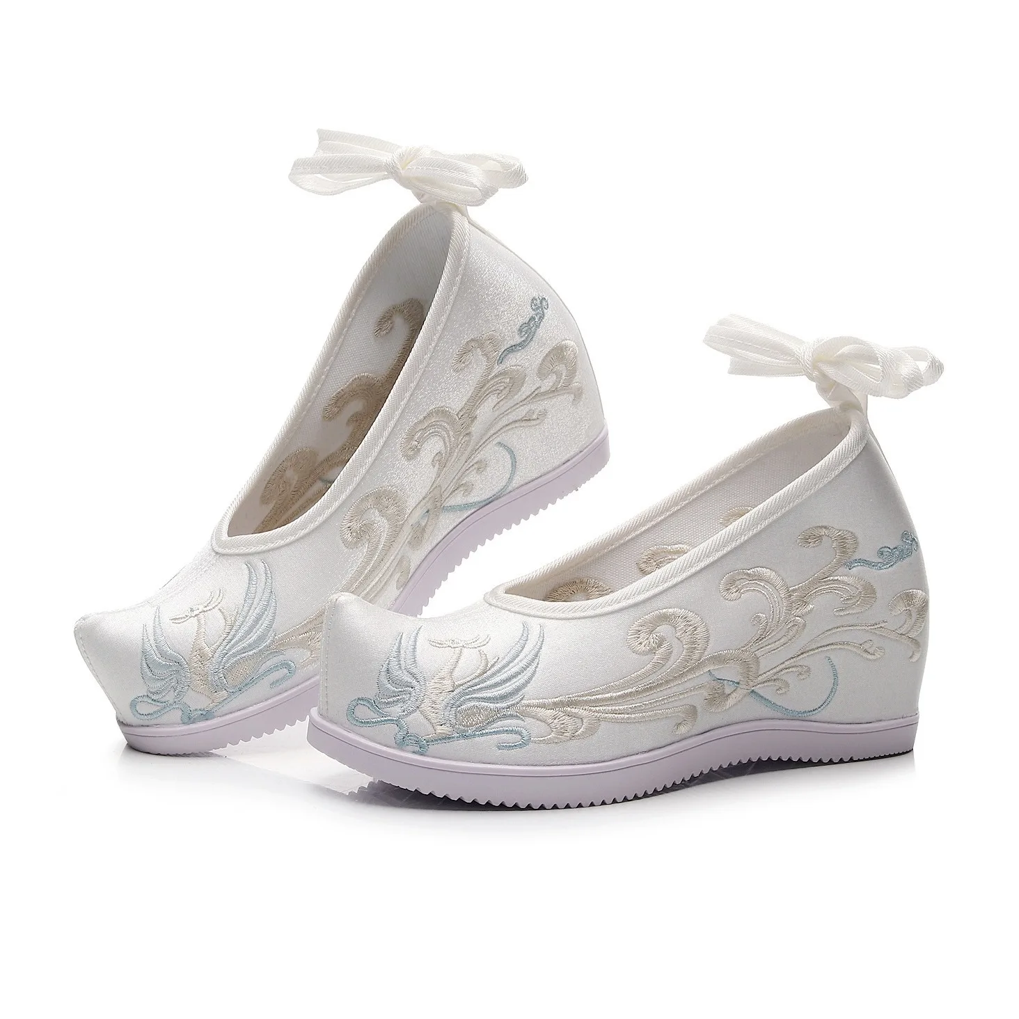 Chaussures en tissu Hanfu avec rehaussement intérieur, chaussures en arc de style arc Ming, éléments Han, littérature de style ancien, 600