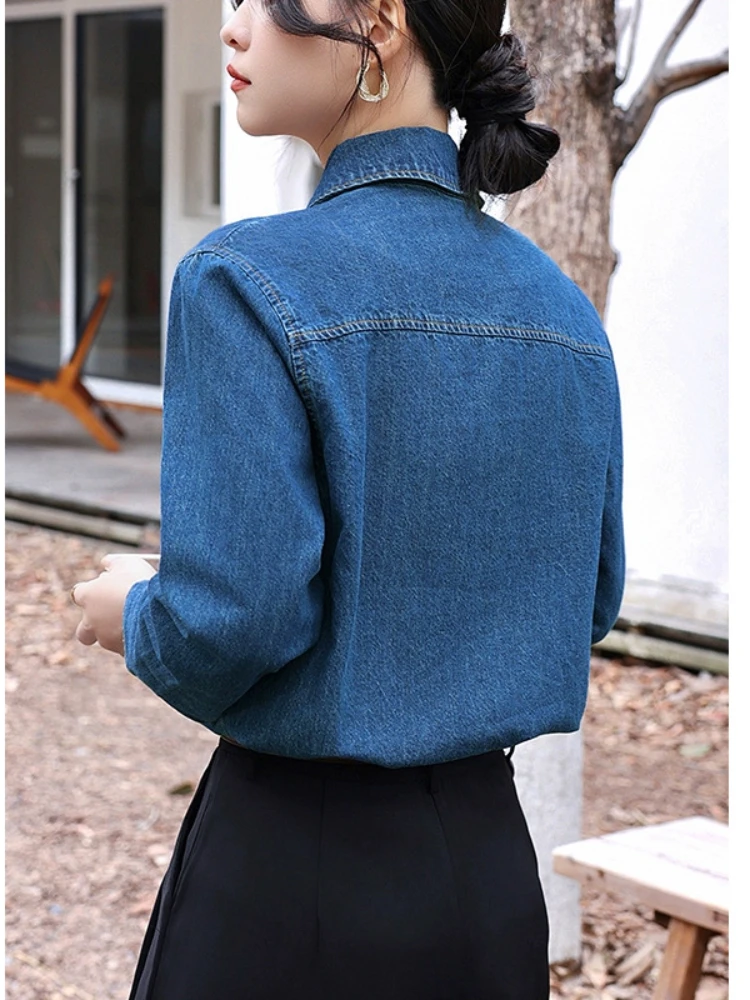 2024 Spring  Women Fashion Casual Loose Lapel Metal Buckle Decoration Women's High Grade Layup  Versatile Style Denim Shirt Top