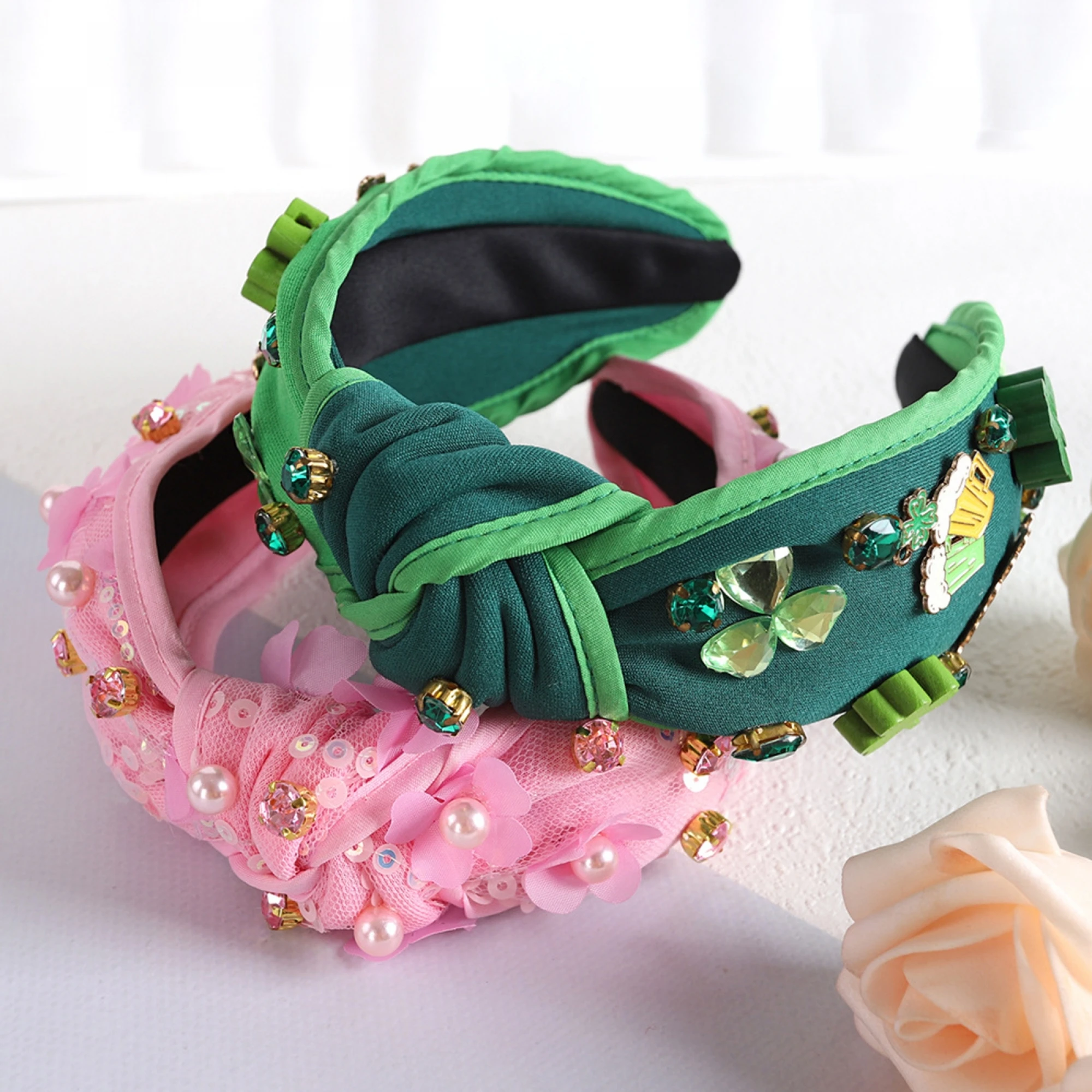 

Женские рождественские повязки на голову с блестящими оленьими рожками, праздничные аксессуары для вечеринок, зимние модные повязки для волос