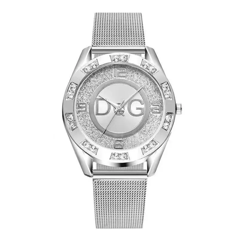Special function decoration Movement type quartz Waterproof is not allowed. Strap material alloy Case material alloy display typ