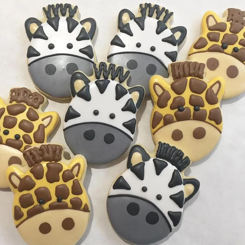 6Pcs Giraffe Shape Cookie Cutter Molds Thickened Stainless Steel for Cake Baking Fruit Cutting Chocolate Candy Molds