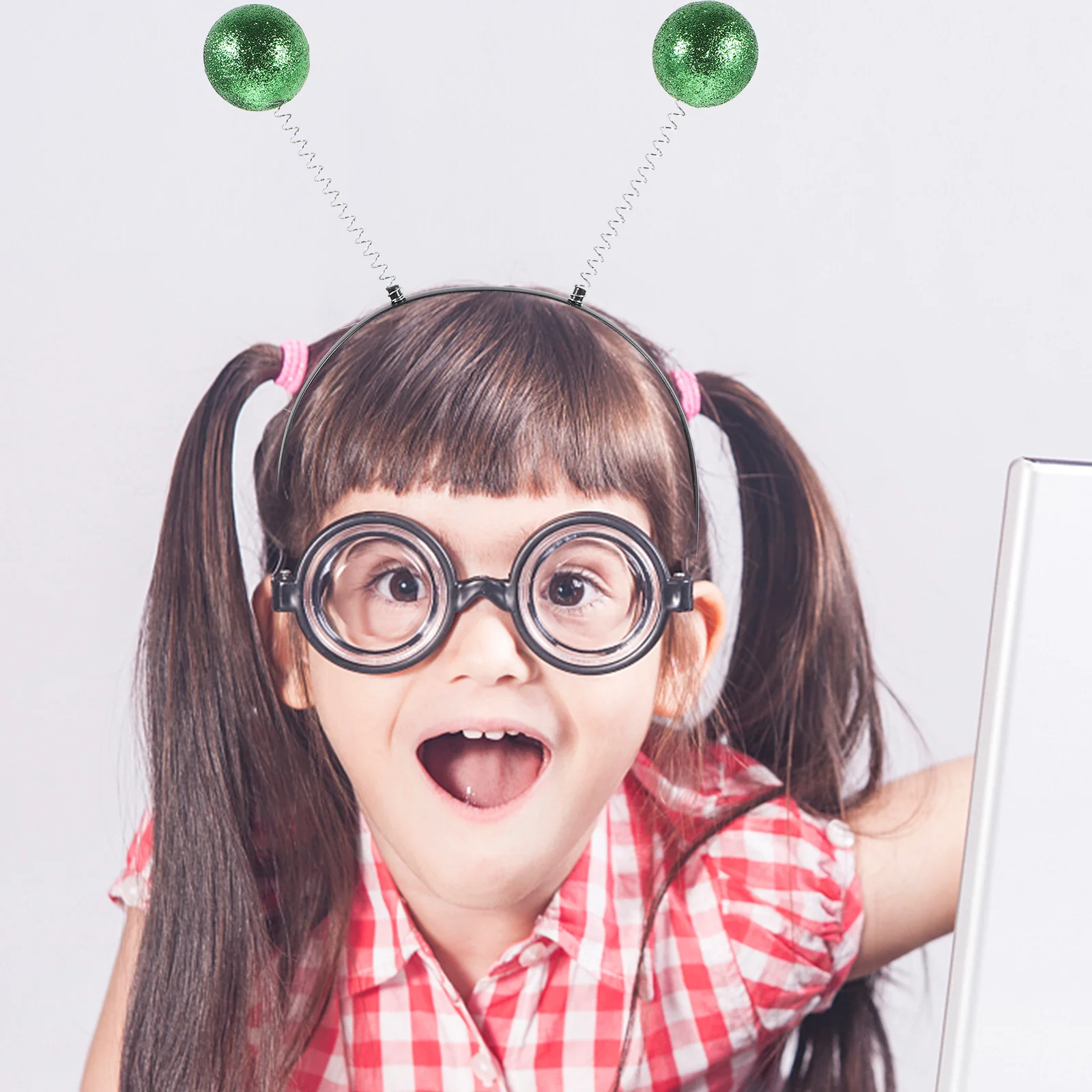 

3Pcs Christmas Foam Ball Hair Hoops Party Headwear Lightweight Safe for Children Adults Creative Festive Gift Party Hair Hoop