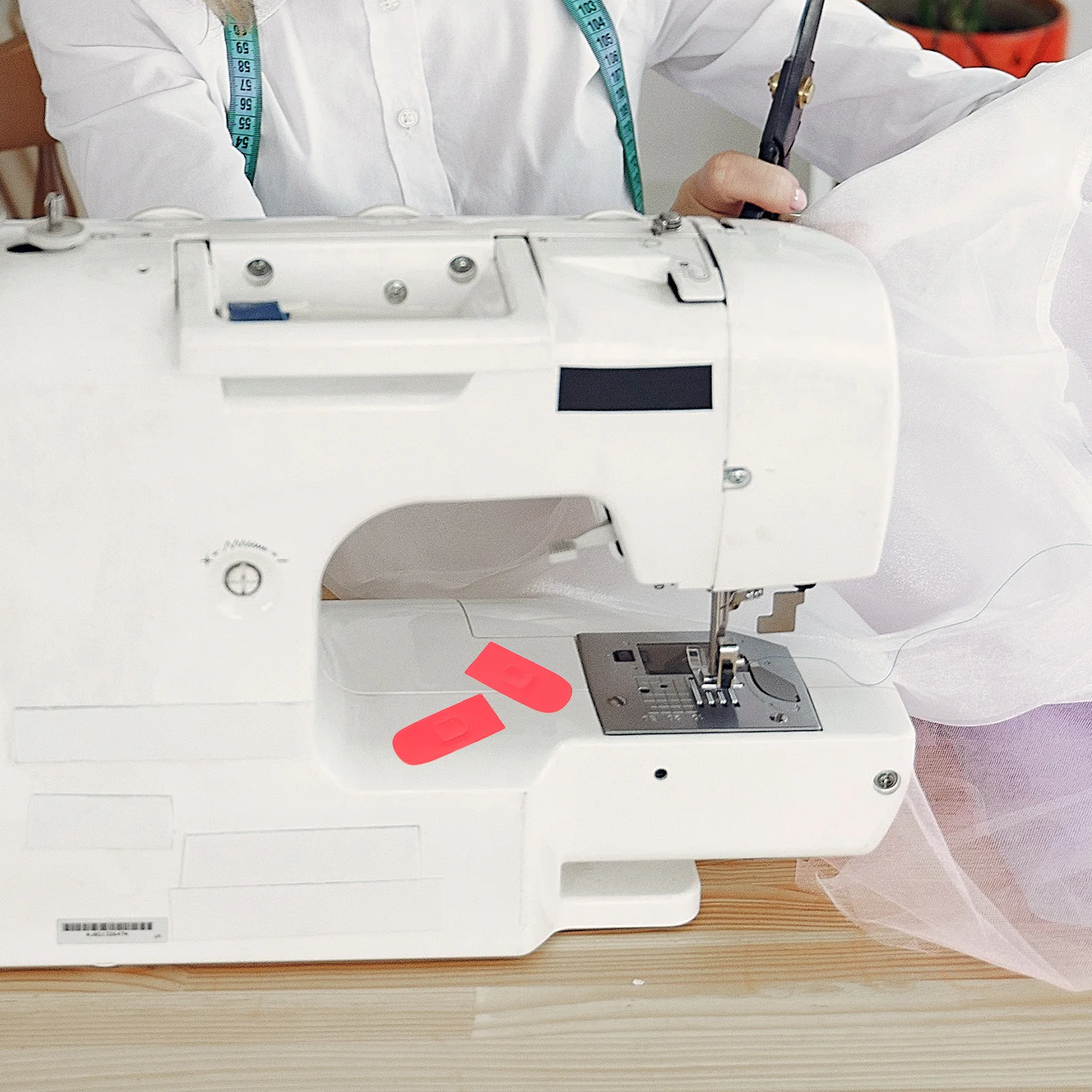 

20Pcs Overlocking Presser Foot Adhesive Pad Stick on Bottom Sticker Smooth Surface Enhance Sewing Precision Reliable Accessory