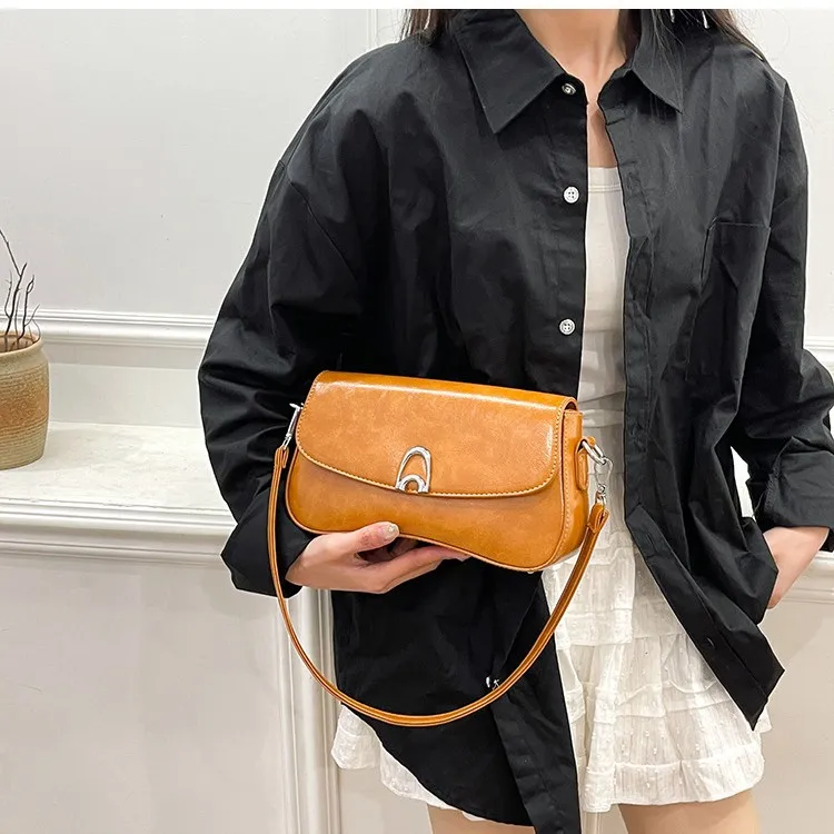 

Trendy Underarm Crossbody Bag 2025 New for Women, Lightweight Vintage Shoulder Purse, Casual Versatile Bag for Daily Use