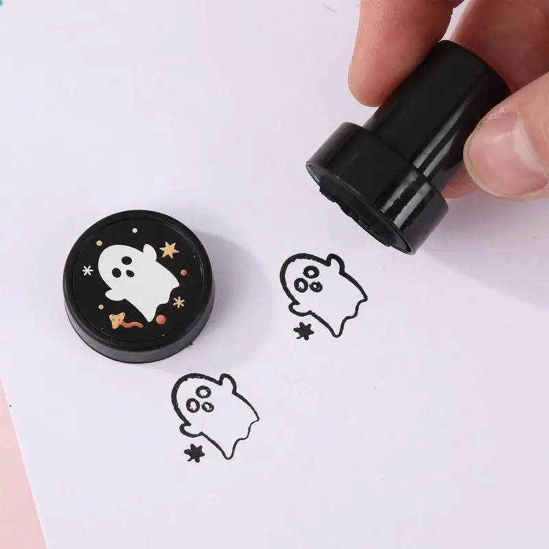 Trick Or Treat Stamps Stamp Set Halloween Assorted Self-Ink Stamp Trick Or Treat Cute Party Favors Spooky Cartoon Game Prizes