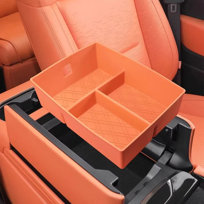 For Lynk & Co 900 2025 silicone Armrest Box Storage Box Storage Arrange Car Accessories