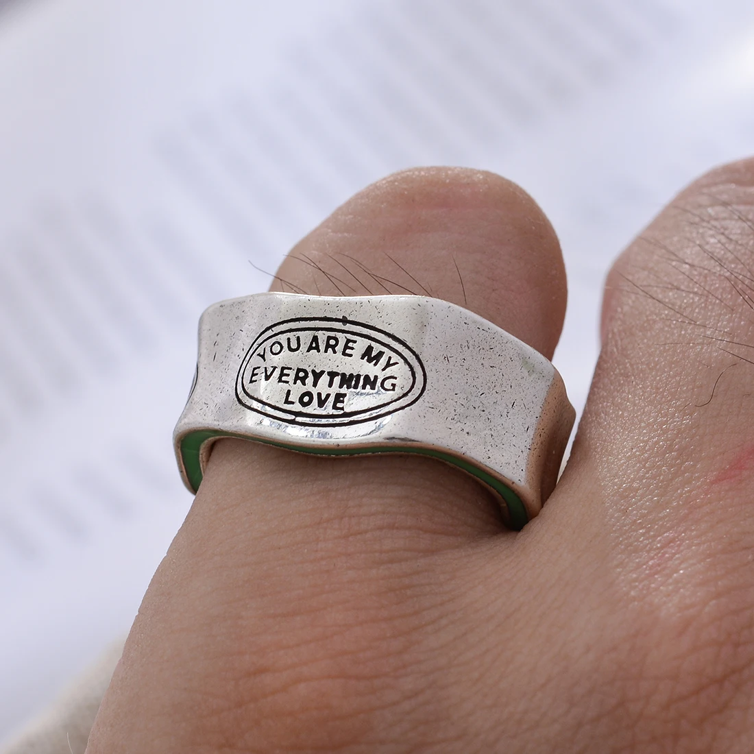 Neue Ankunft Elegante Brief Carving Grün Streifen Design Retro Thai Silber Weibliche Finger Ring Für Frauen Neue Jahr Geschenke 2023 – Detail 8