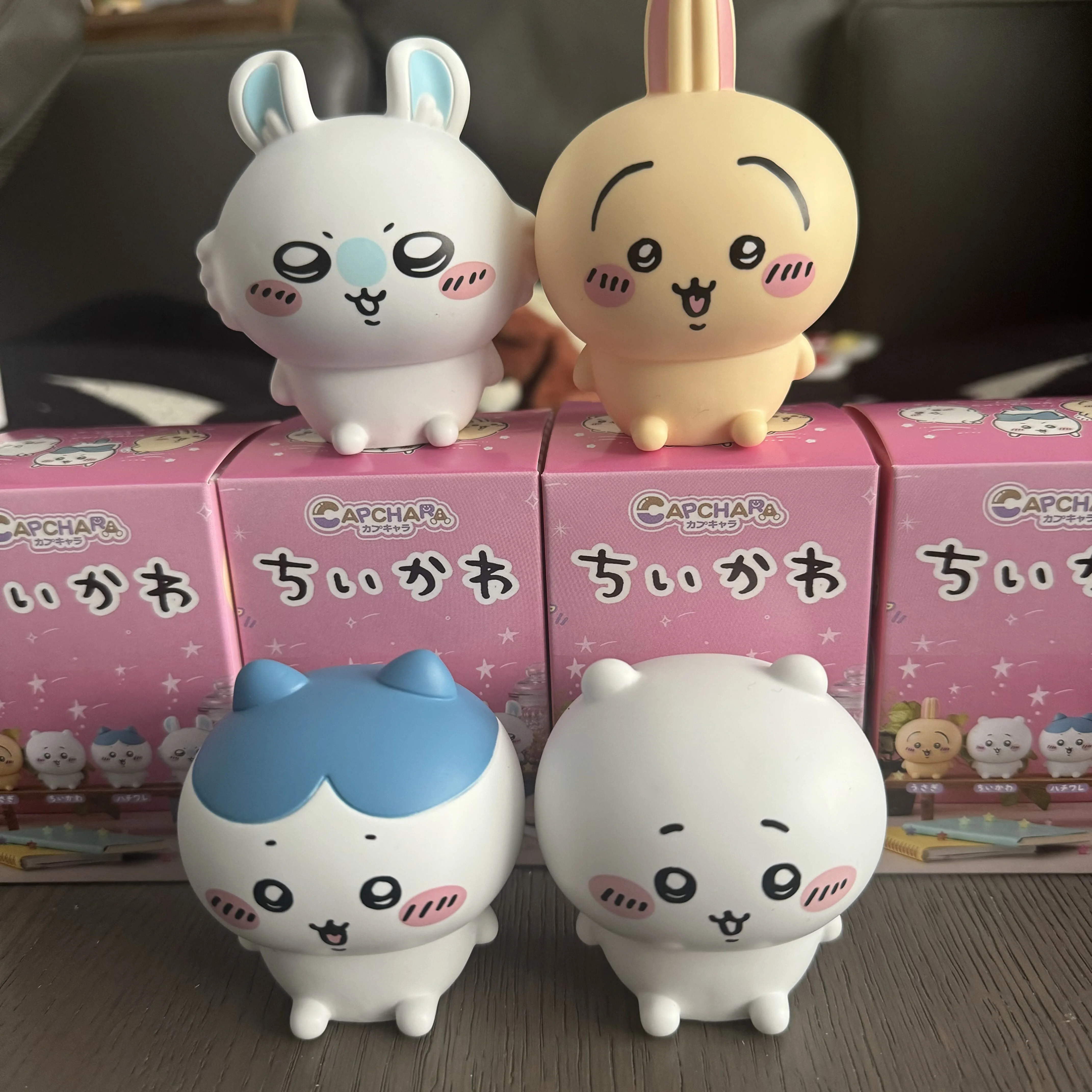 Chikawas Leuke Cartoon Figuren Kawaii Capchara Model Mini Speelgoed Desktop Decor Collectible Ornamenten Cadeau voor Kinderen Meisjes Vrienden