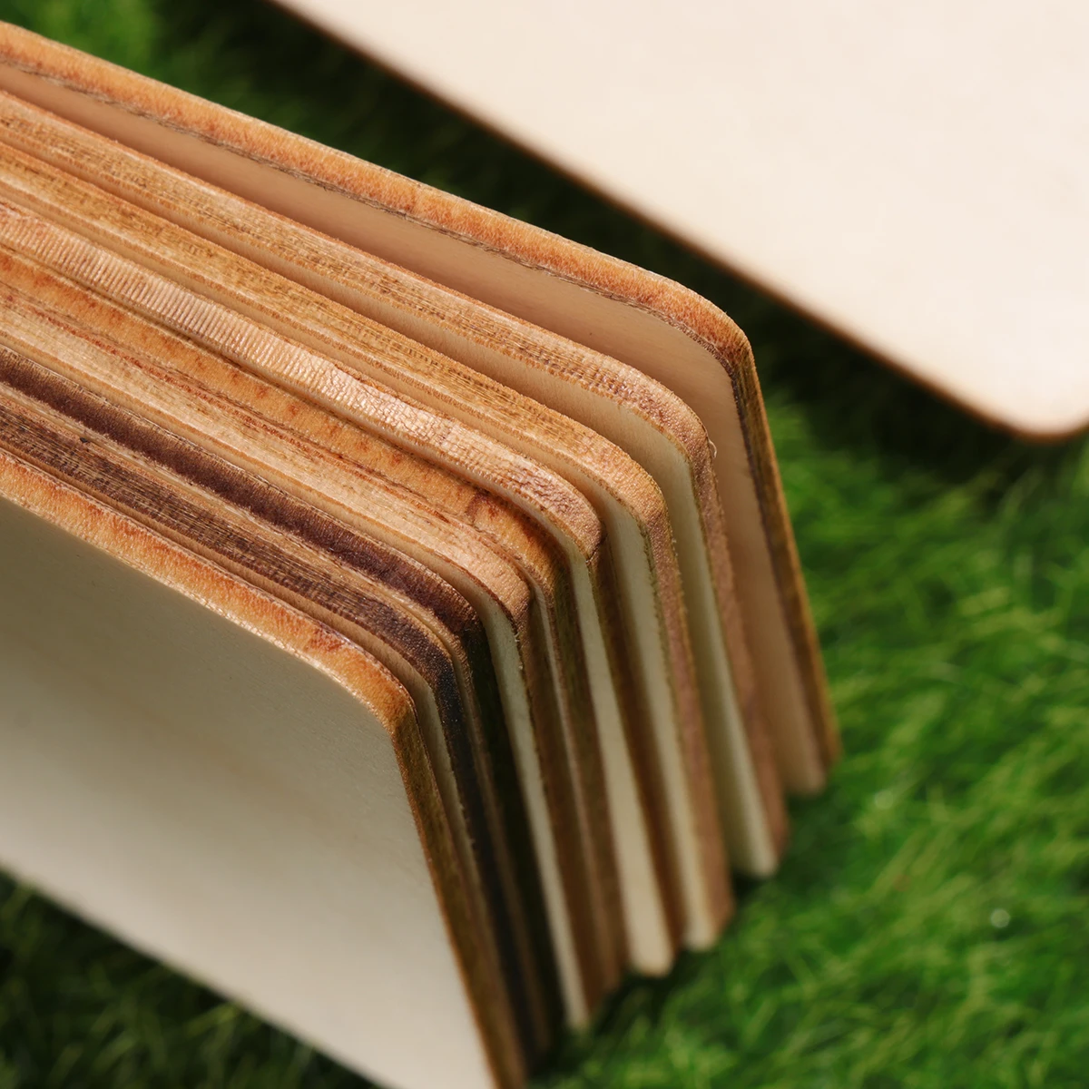 

40 PCS 's Hand-painted Wood Chips Holiday Decorations Square Slices Board Christmas DIY Crafts Wooden Art Bamboo