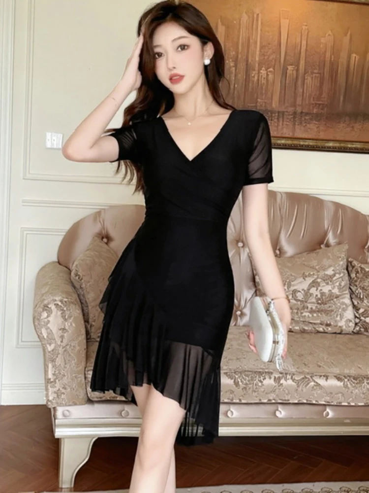 2025 Zwarte Mesh Korte Mouw V-hals Mini Jurk Zomer Elegante Chic Sheer Verstoorde Sexy Jurk Vrouwen Koreaanse Vintage Hepburn Jurken