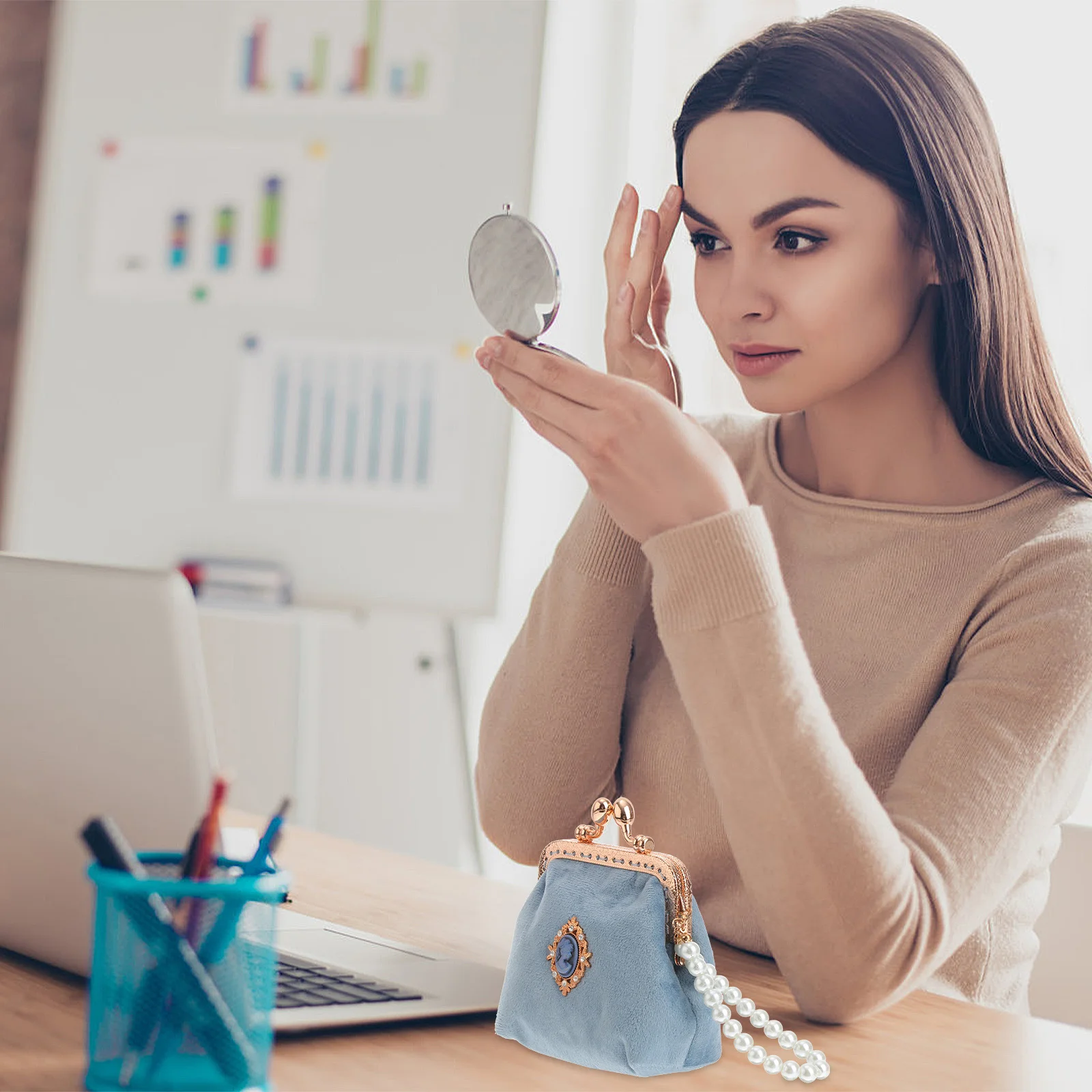 

Retro Purse Vintage Style Portable Small Wallet for Women Travel Lightweight Durable Daily Use School Shopping