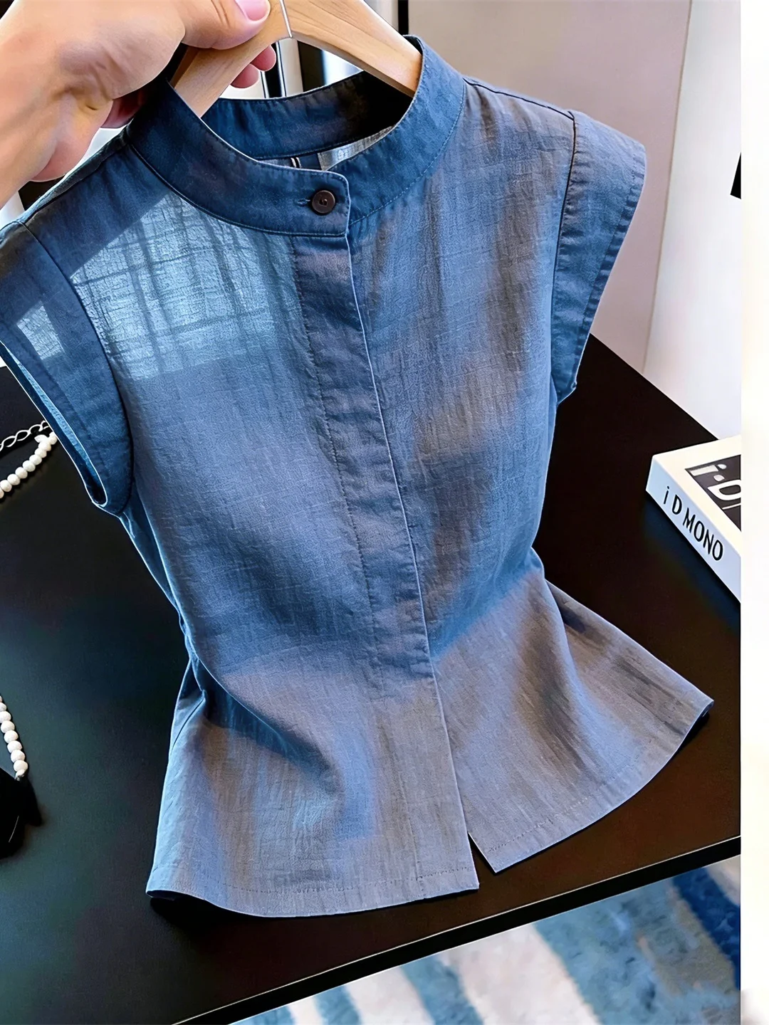 

Elegant Casual Style Pure Color Stand Collar Shirt Women's Shirt Comfortable Fashionable Summer High End Silk Top