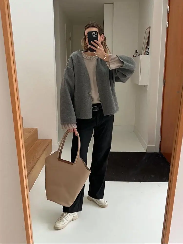 Chic Autumn Lady Long Sleeved Casual Style Cardigan Jackets Outerwear Korean Grey Button Fashion V-Neck Wool Short Jacket Women