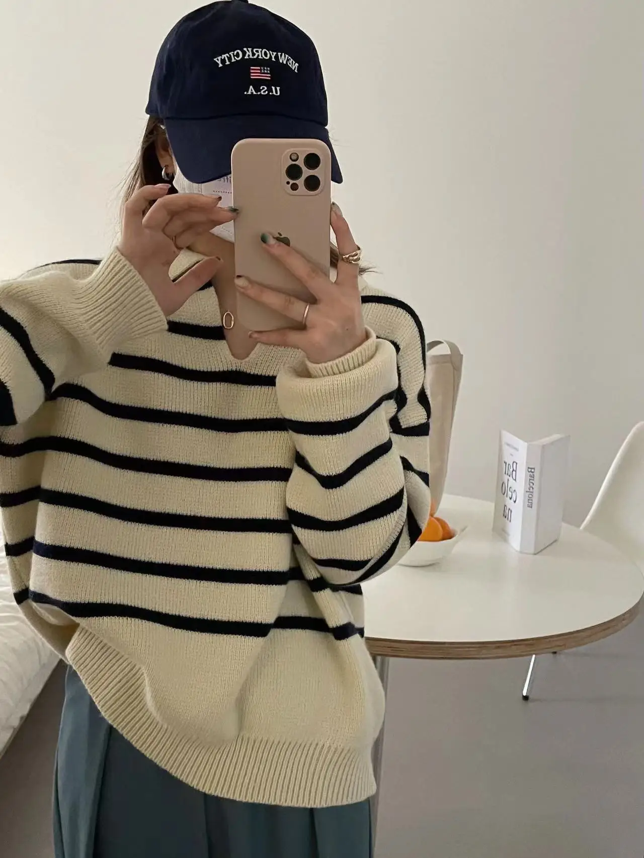 Classic retro casual striped pullover sweater  knitted pullover women autumn and winter new loose long sleeve wind top women