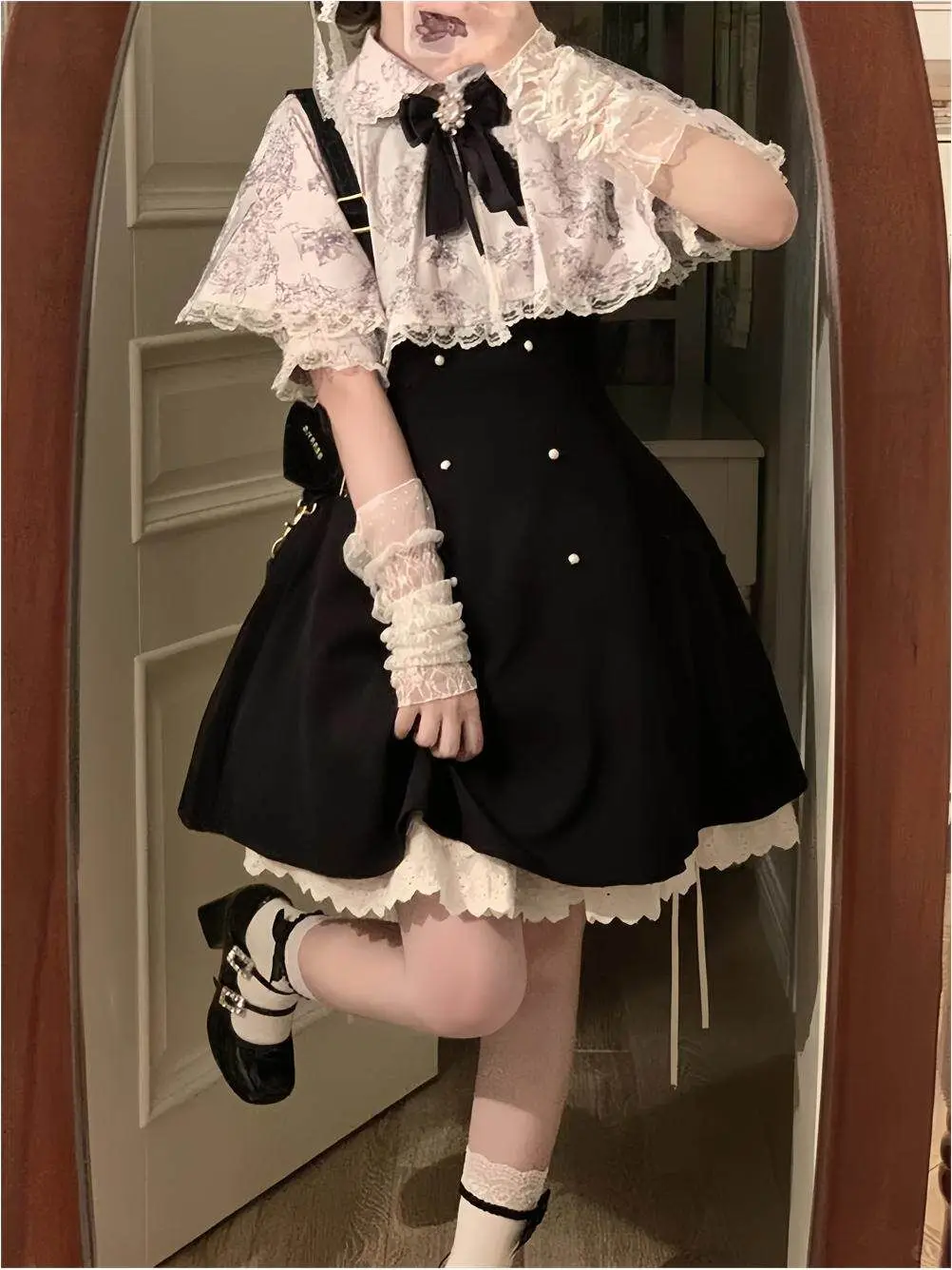 fashion japanese dress Sweet Lolita Style Lace Shoulder Cape Set Miss Rich Girl Elegant Summer Short Sleeve High Waist Butter Japanese casual fashion Solid & Striped Aubrey model: Julia Convertible Team with a jacket Color:WHKLYGR