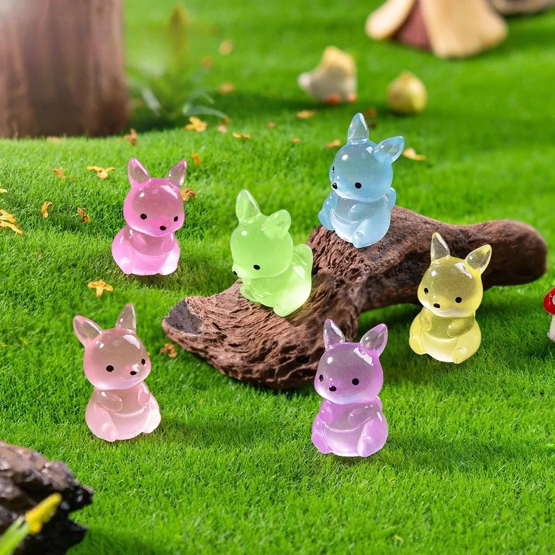 10Pcs Luminous Resin Kangaroo Mini Statues Cute Animal Figurines for Micro Landscape, Car & Desktop DIY Ornaments