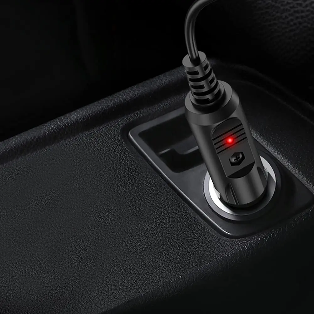 Cavo di alimentazione universale per caricabatterie per auto 12V 2A 5.5x2.1mm per accendisigari con 8 connettori per lettore DVD, GPS, altoparlanti Bluetooth,