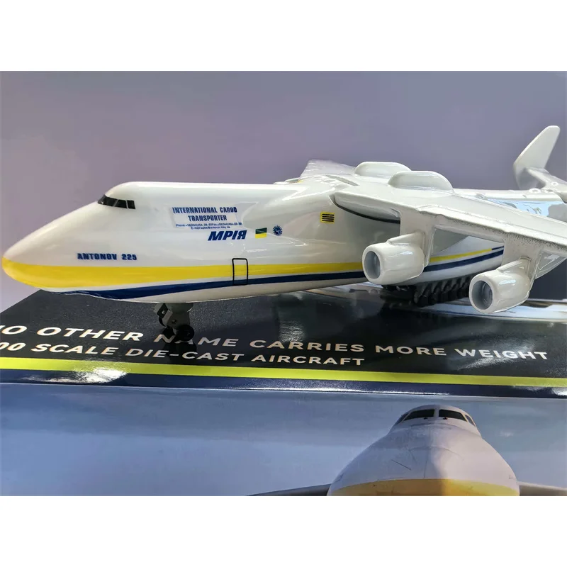 

2026 New 1/400 Scale 20CM Diecast Metal Alloy Ukraine Antonov An-225 "Mriya" Airplane Model Replica Model Toy Collection Display